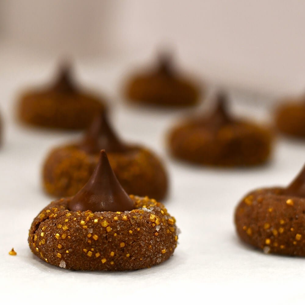 tray of chocolate gingerbread blossom cookies