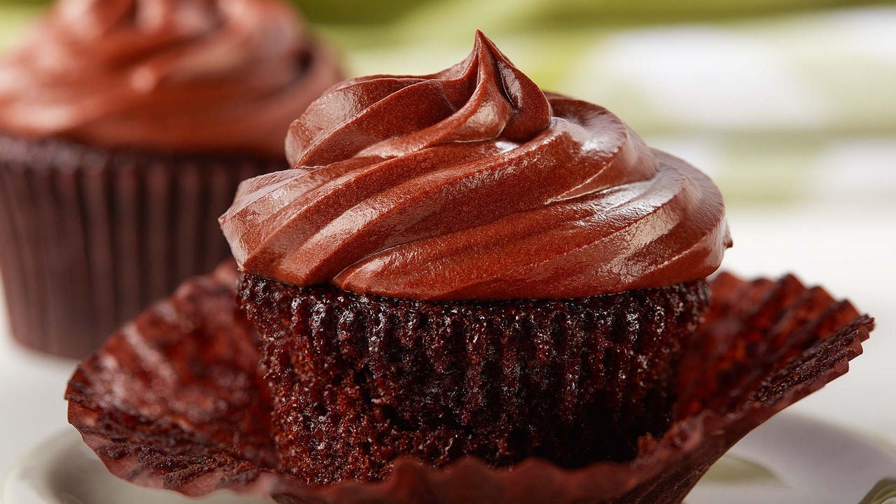 chocolate cupcakes