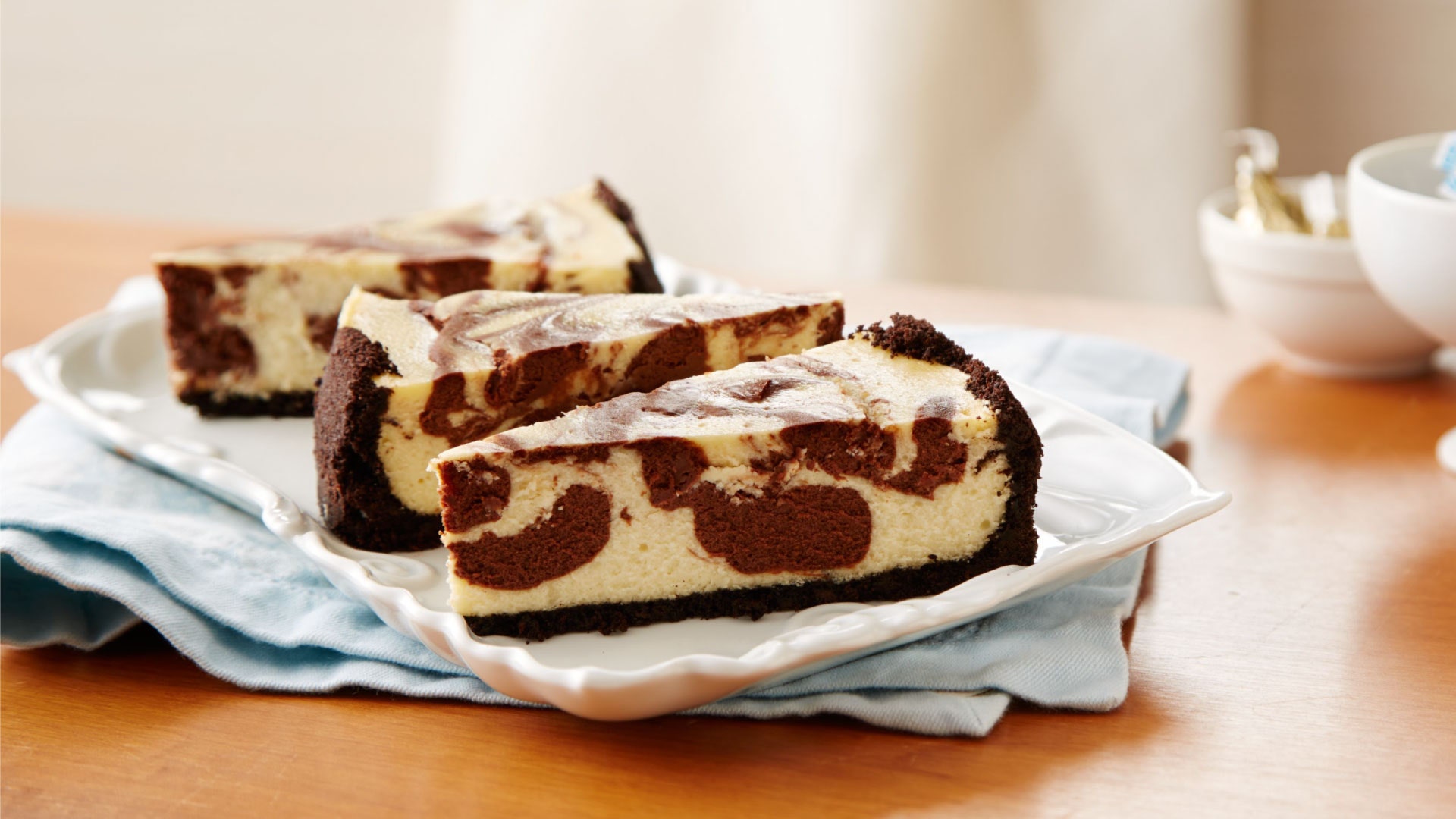 marbled cheesecake slices