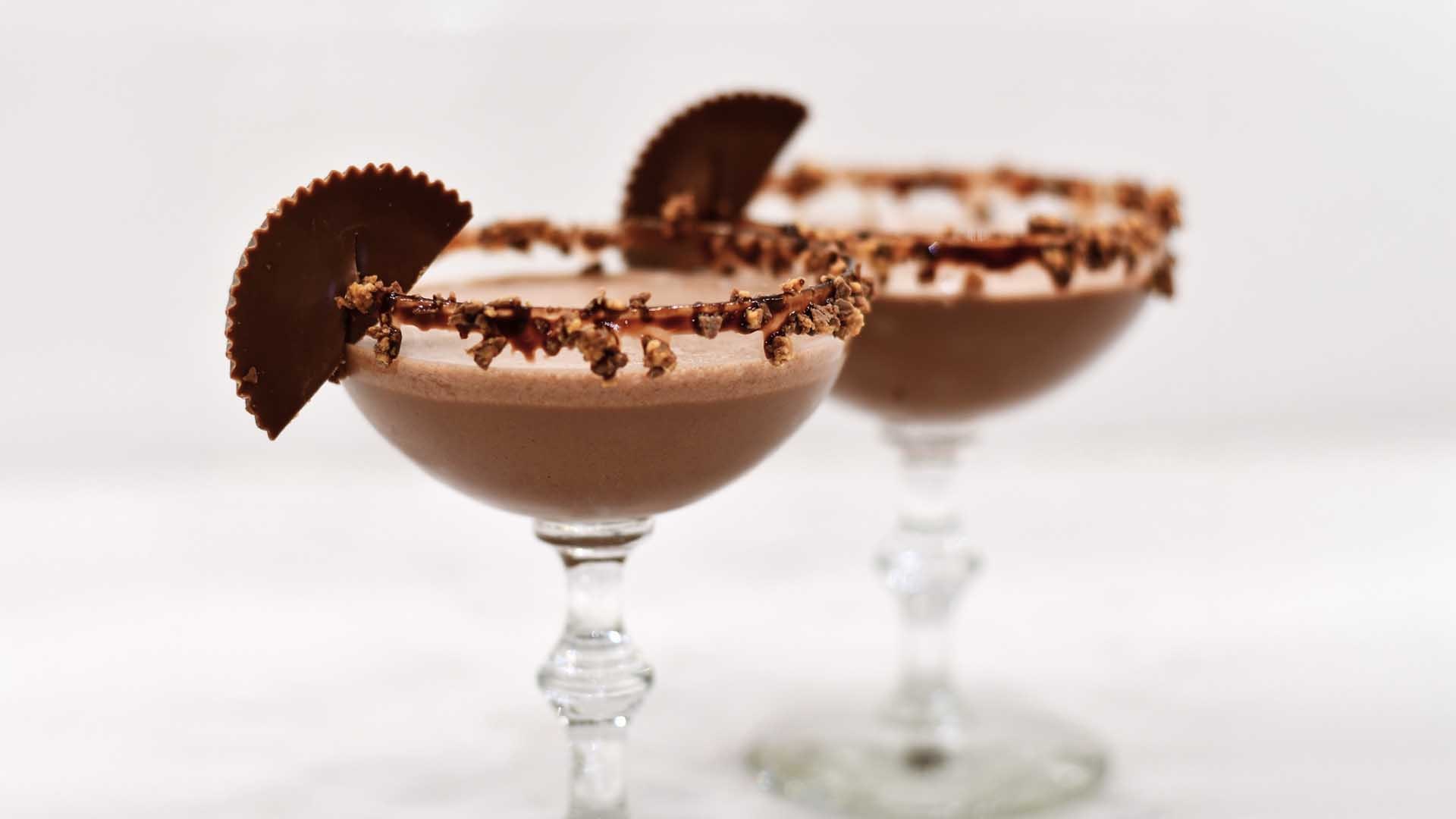 peanut butter cup martini